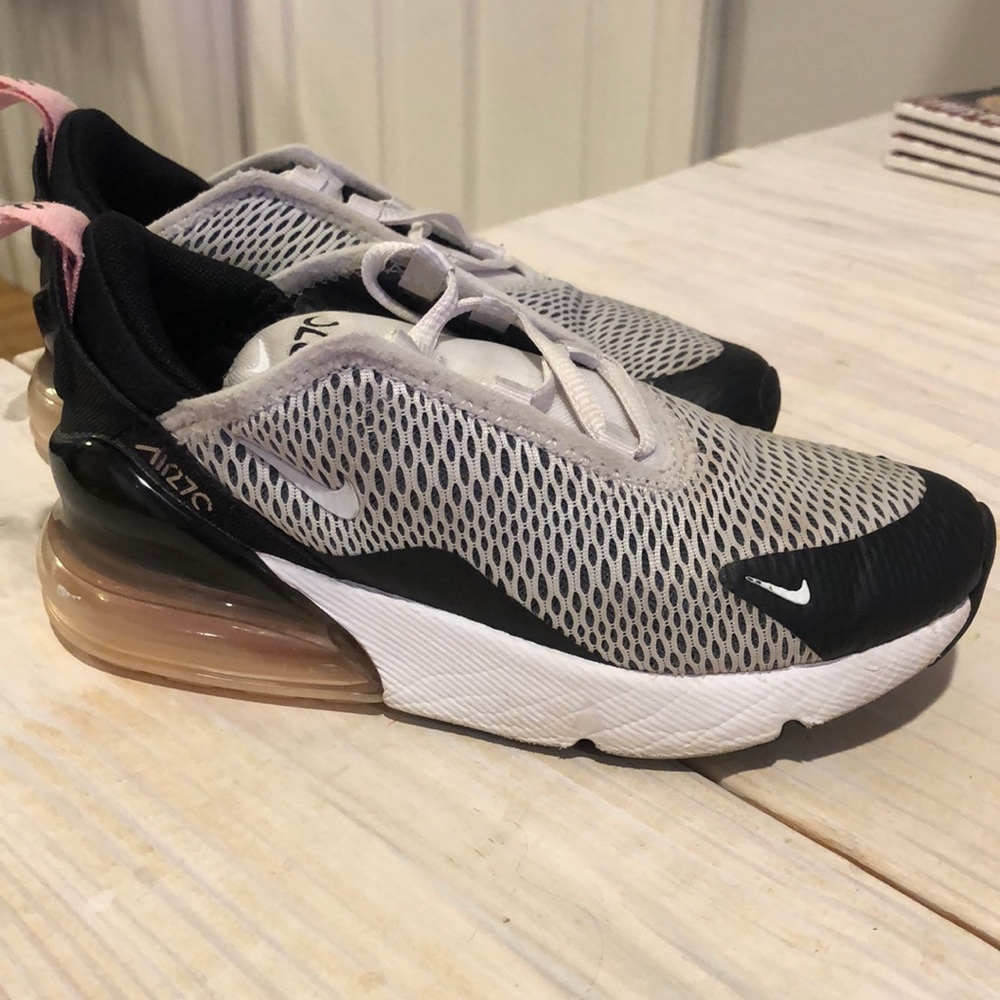 Nike Air Max 270